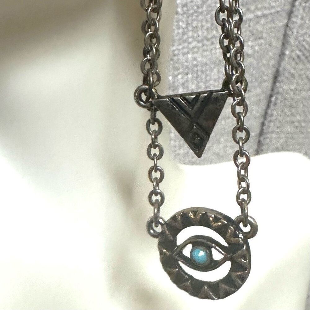 Silver tone Howlite chain eye earrings - Picture 8 of 8